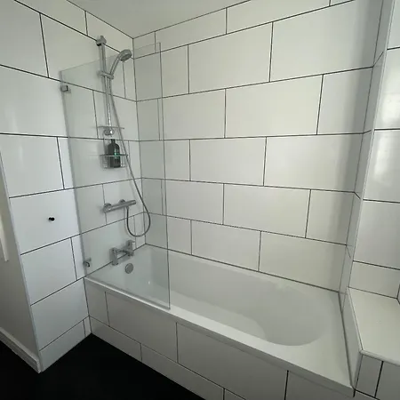 Light-filled Eco-home With Patio Casa vacanze *