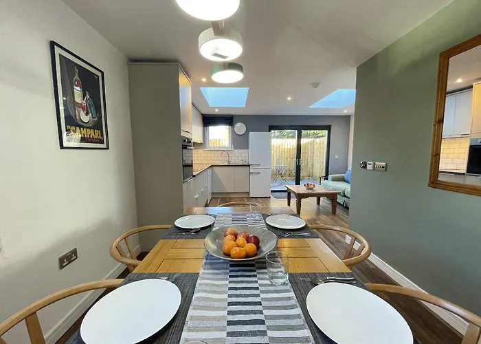 Light-filled Eco-home With Patio * 布里斯托