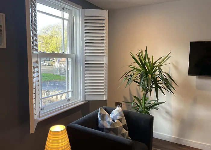 Holiday home Light-filled Eco-home With Patio *