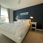 Light-filled Eco-home With Patio Bristol