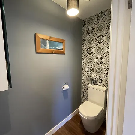 Ferienhaus Light-filled Eco-home With Patio *