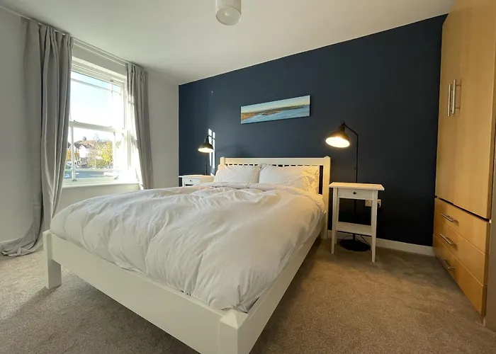 Light-filled Eco-home With Patio Bristol